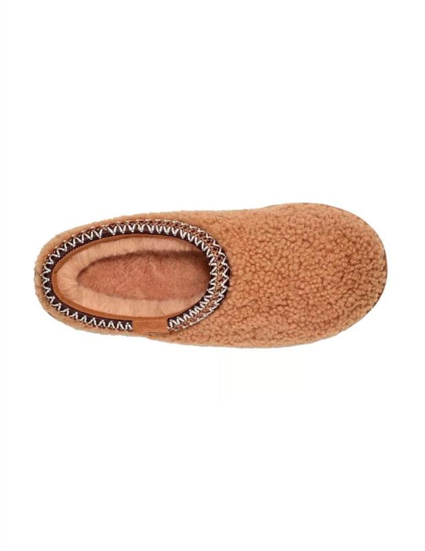 ZUECO PARA MUJER UGG TASMAN MAXI CURLY CHESTNUT